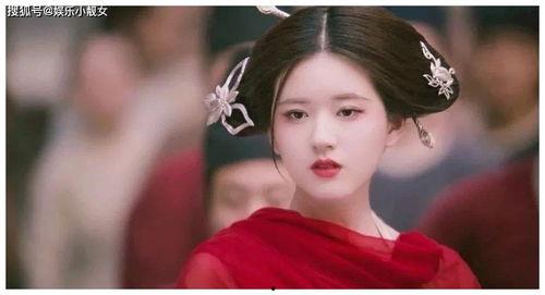 娱乐圈吃瓜赵露思是谁,娱乐圈新晋小花，吃瓜群众热议的焦点人物